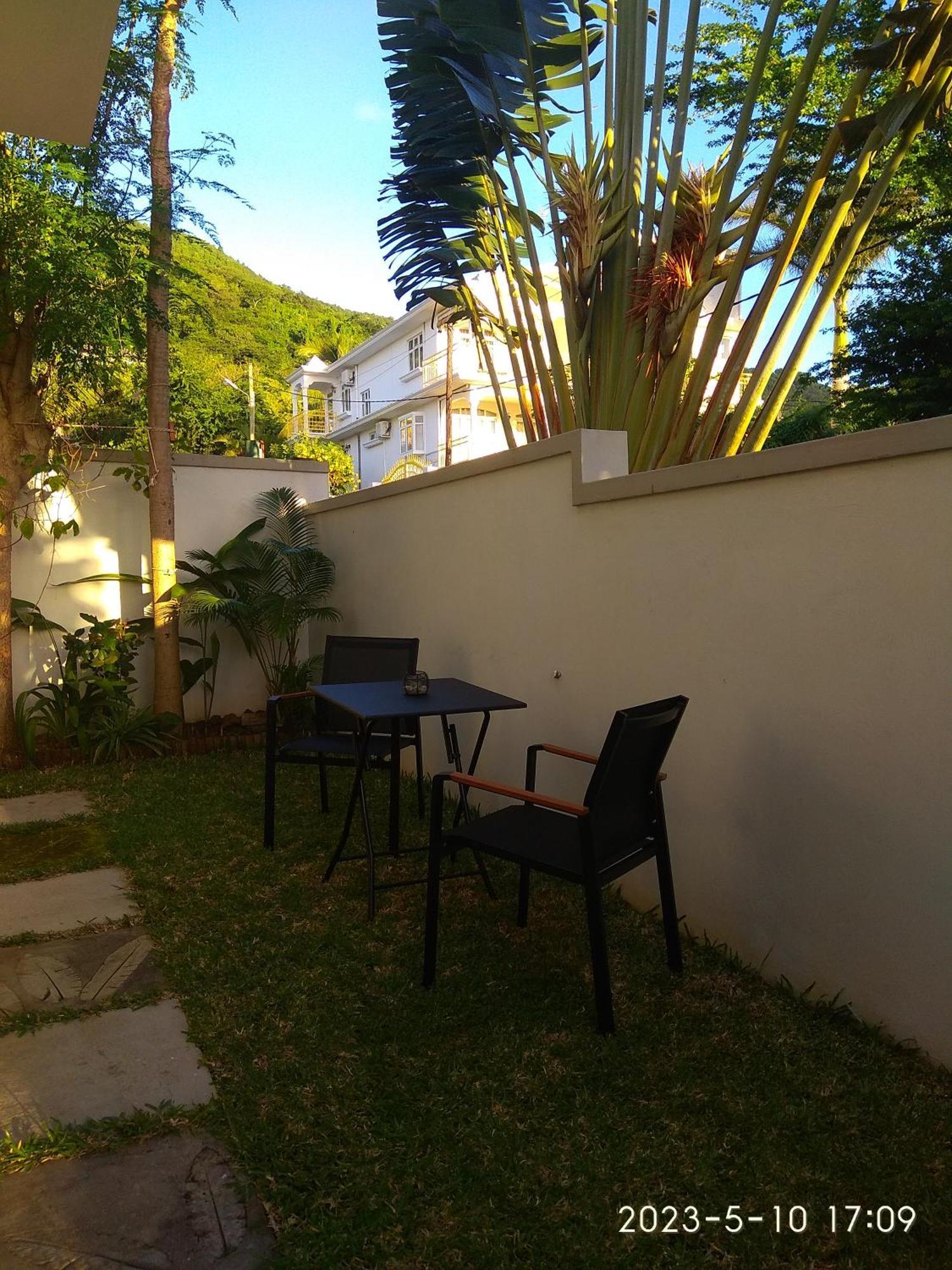 Appartment La Gaulette Exteriör bild